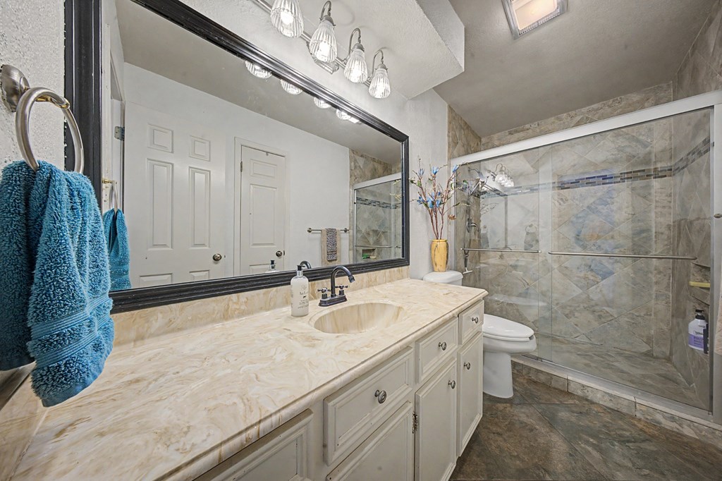 212 Oakleaf Circle Property Photo 14