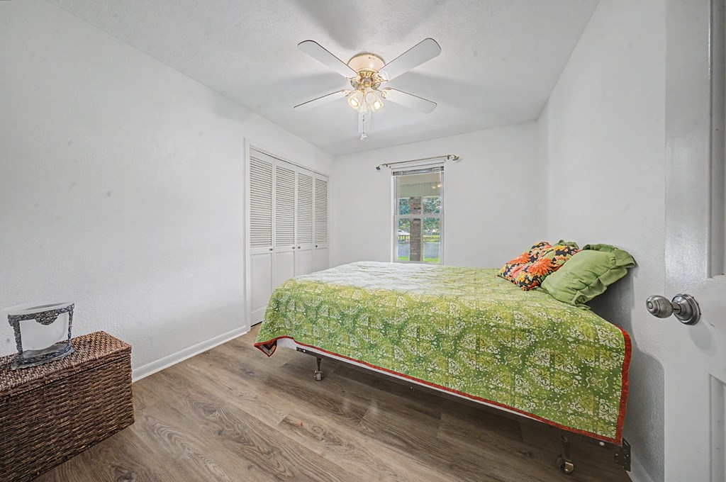 212 Oakleaf Circle Property Photo 15