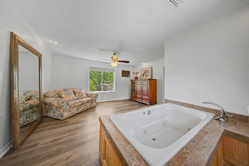 212 Oakleaf Circle Property Photo 21