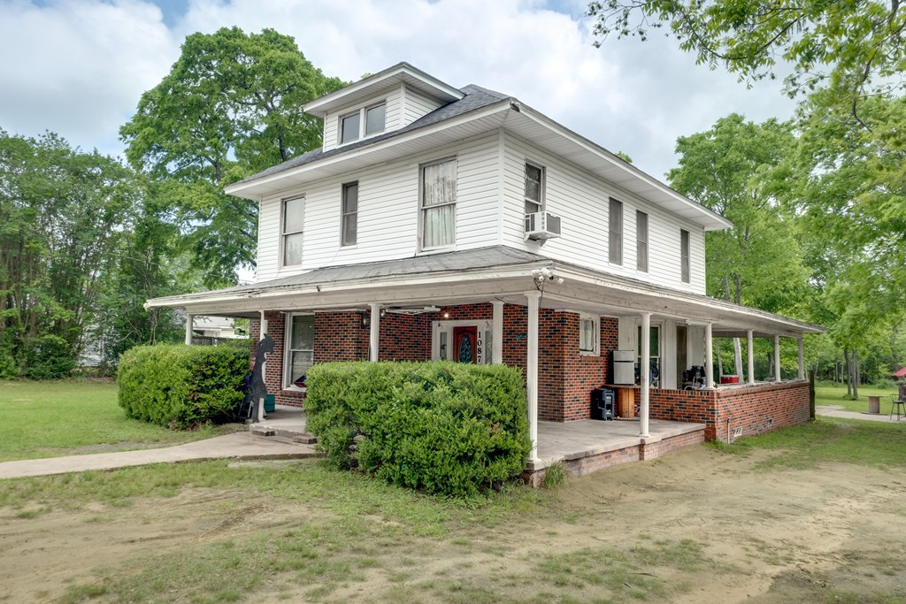 1087 Fm 23w Property Photo 2