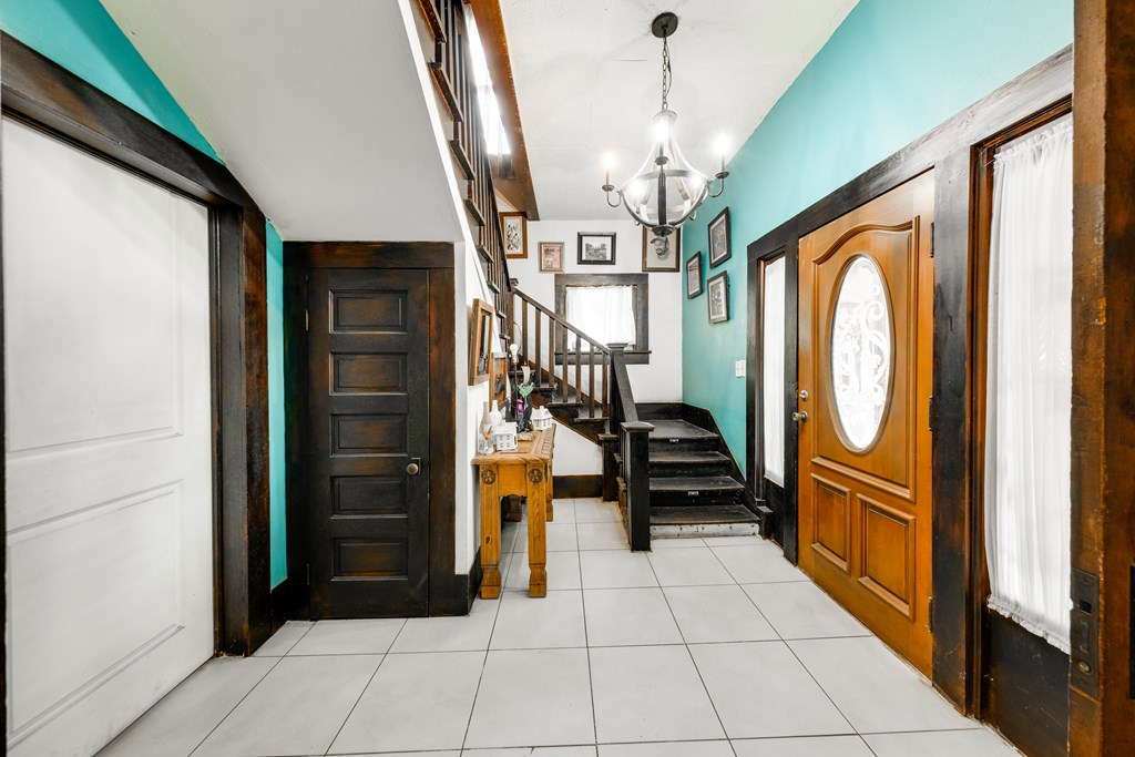 1087 Fm 23w Property Photo 5