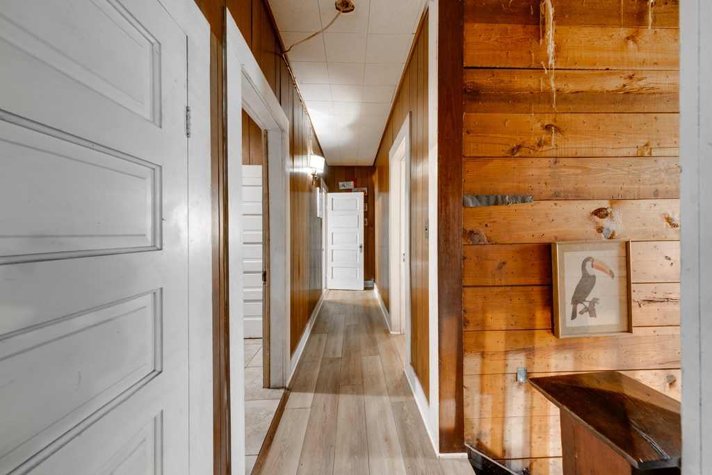 1087 Fm 23w Property Photo 15
