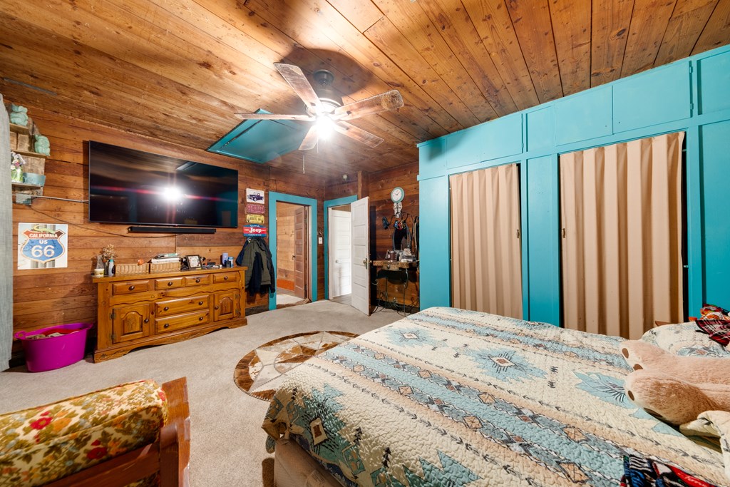 1087 Fm 23w Property Photo 17