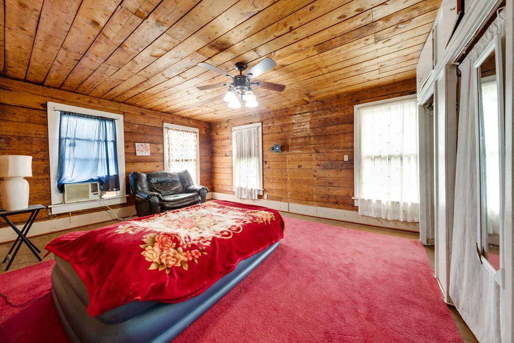 1087 Fm 23w Property Photo 18
