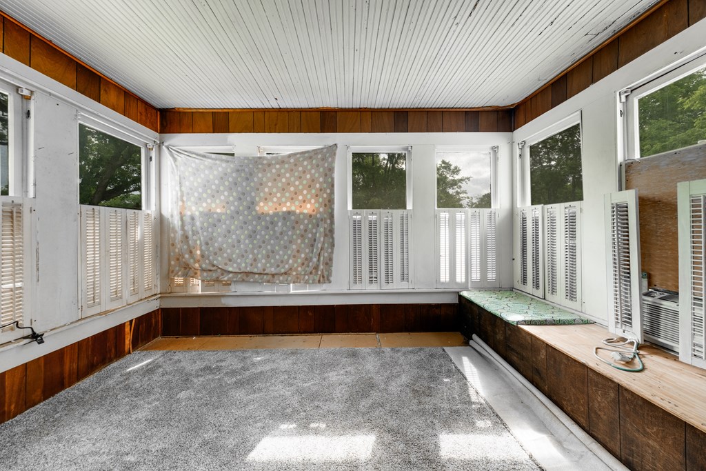 1087 Fm 23w Property Photo 22