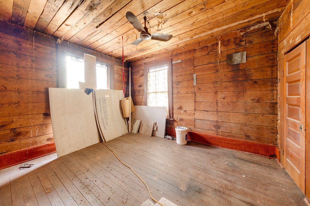 1087 Fm 23w Property Photo 27