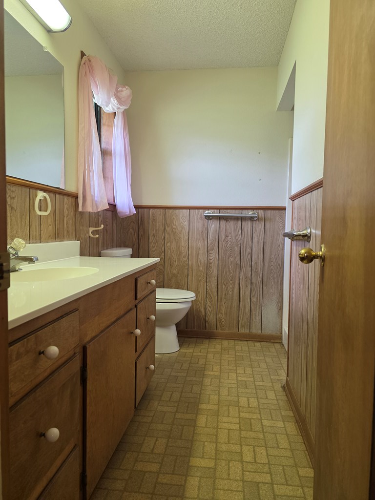 351 N A Ave Property Photo 16