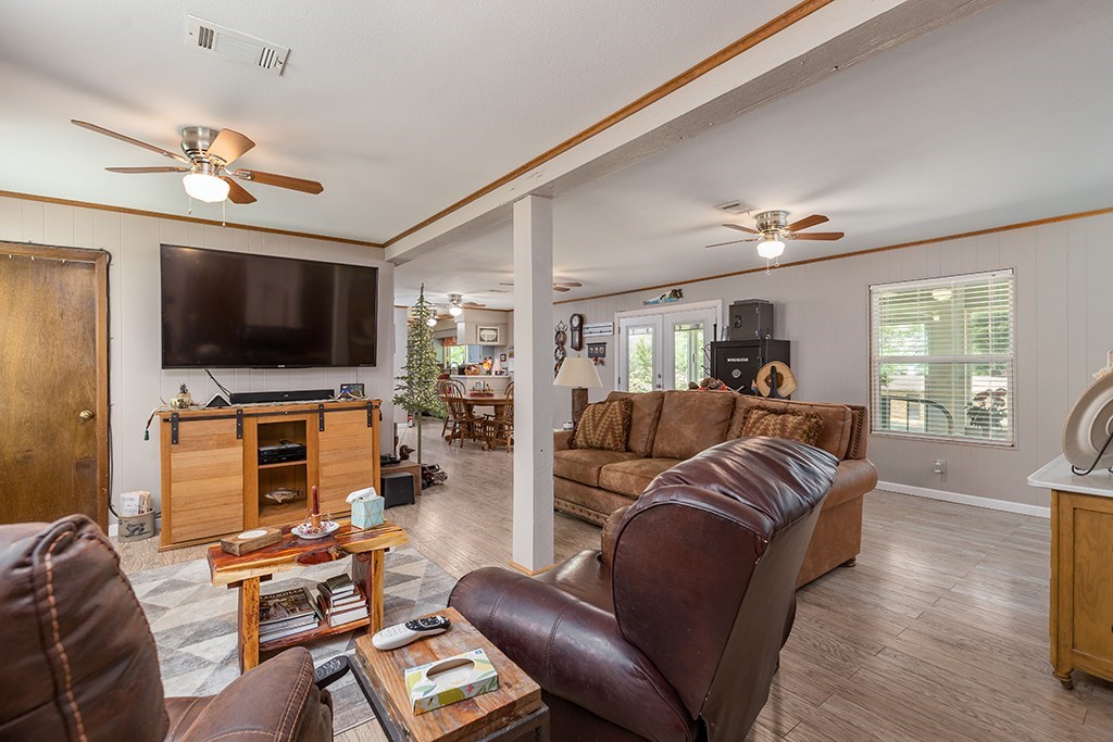 151 Cr 4717 Property Photo 6
