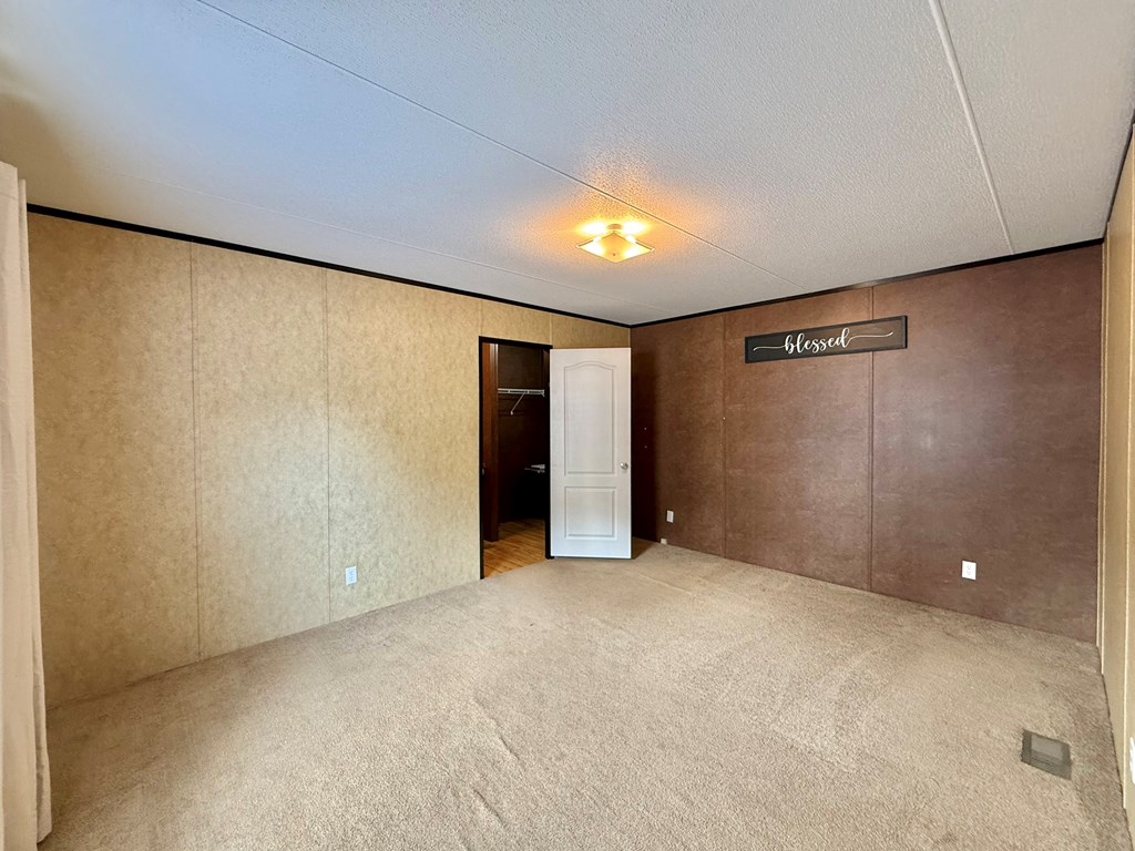 715 Beckcom Road Property Photo 7