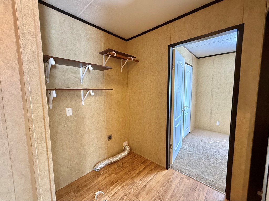 715 Beckcom Road Property Photo 13