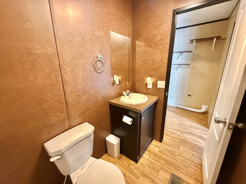 715 Beckcom Road Property Photo 18