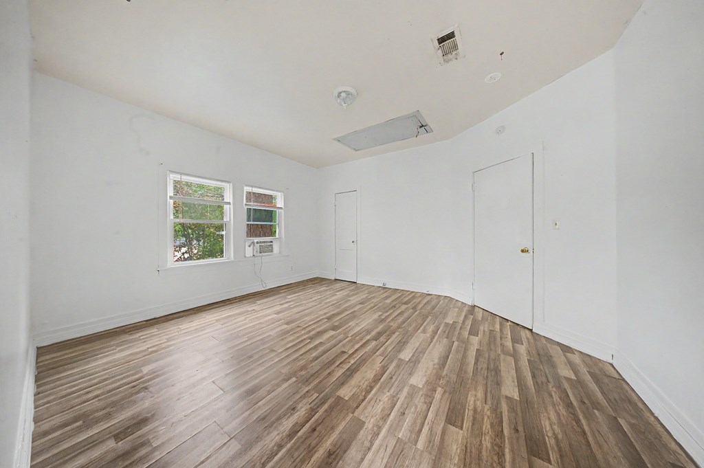 202 Cavin Street Property Photo 11