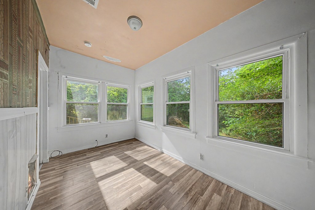 202 Cavin Street Property Photo 13