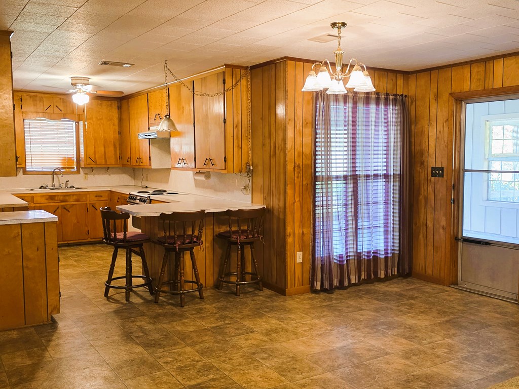 8081 Fm 256 Property Photo 16