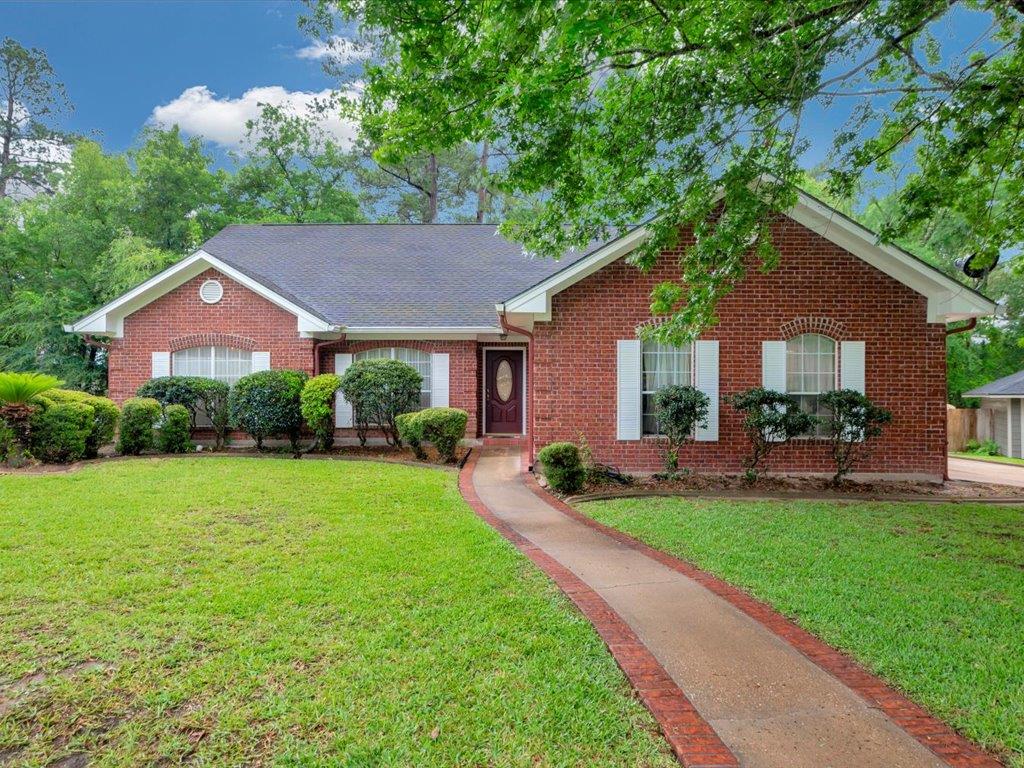 8 Columbia Court Property Photo 1