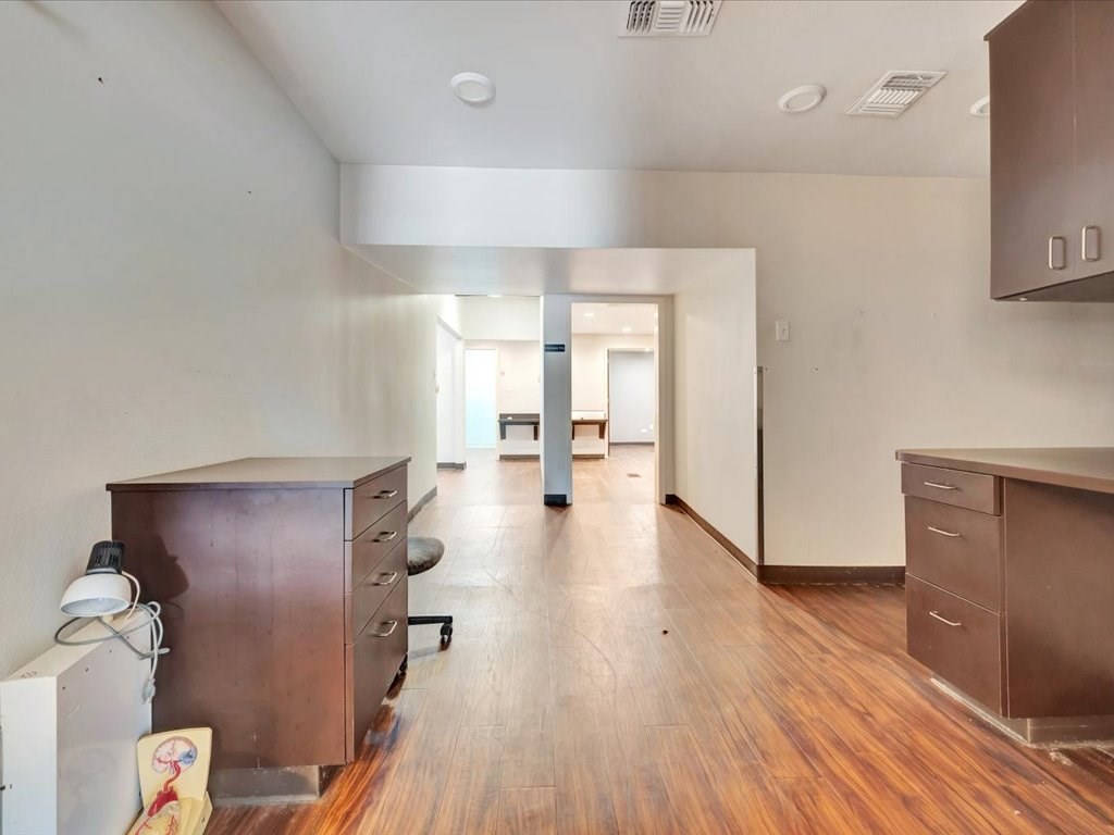 1702 Denman Avenue Property Photo 22