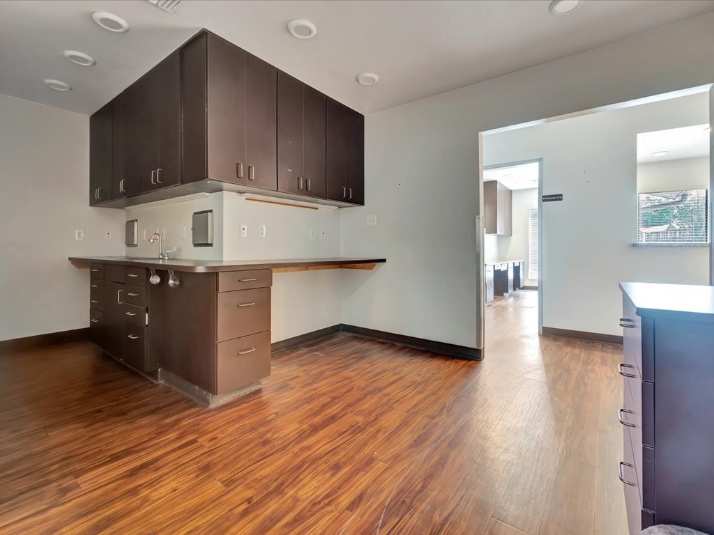 1702 Denman Avenue Property Photo 23