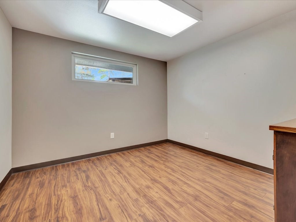 1702 Denman Avenue Property Photo 31