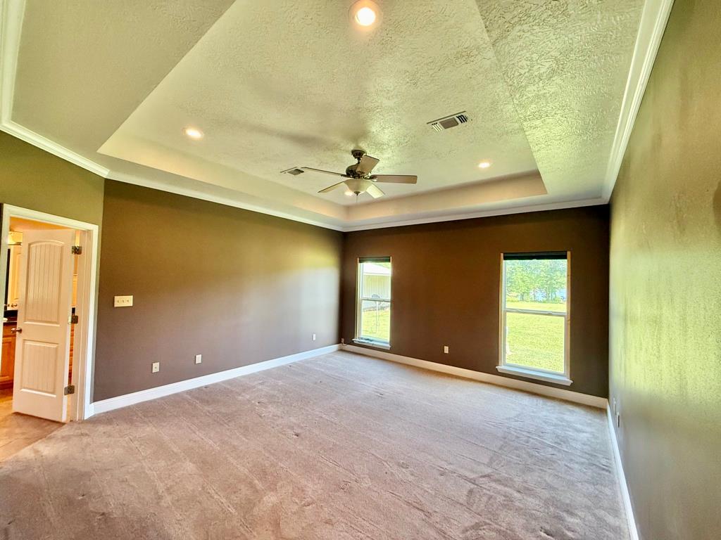 900 Tom Low Rd Property Photo 27