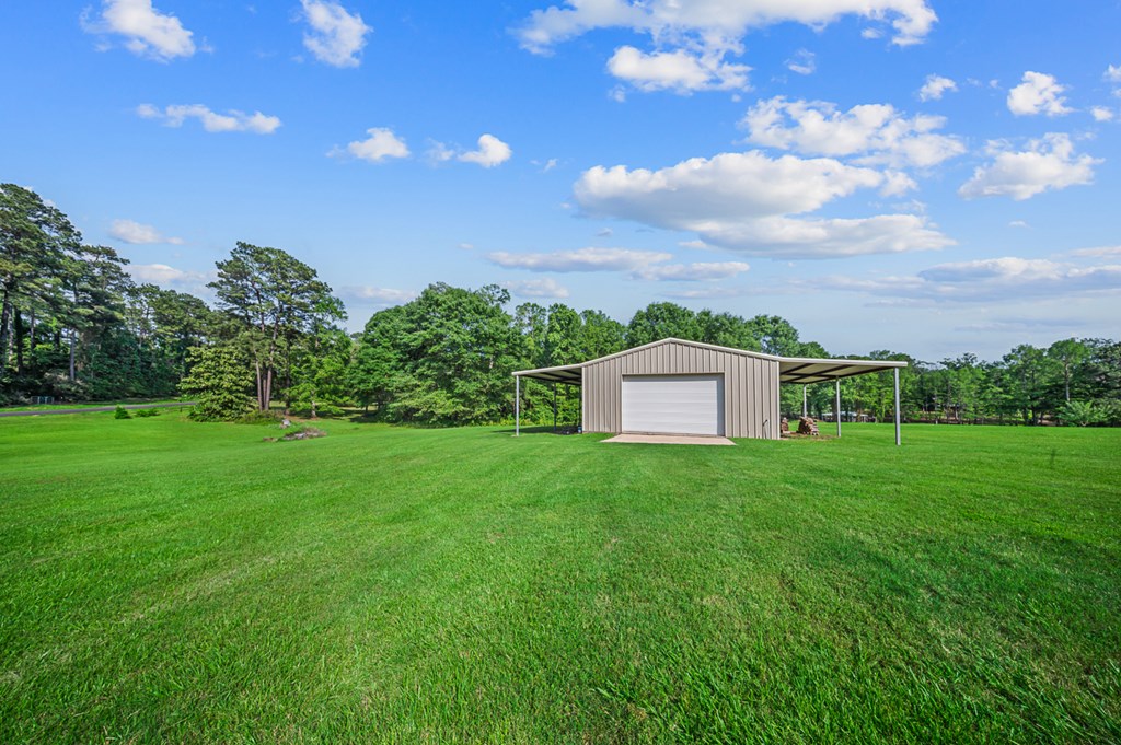 900 Tom Low Rd Property Photo 49