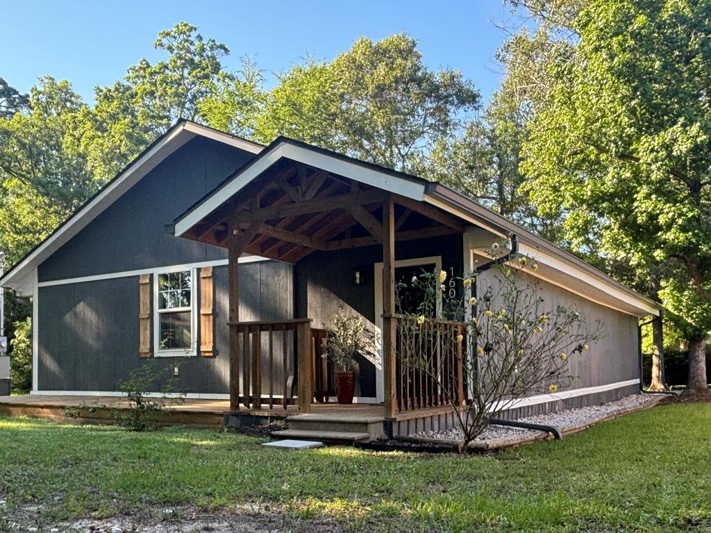 160 West Hickory Hill Property Photo 1