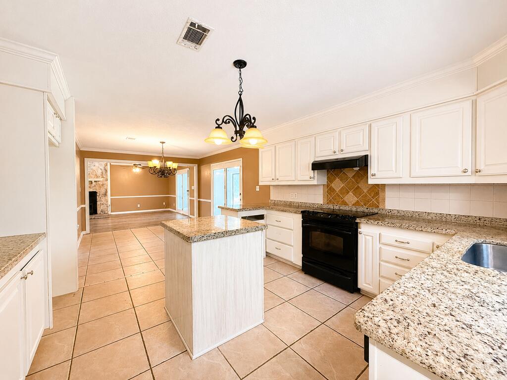 597 Roper Road Property Photo 7