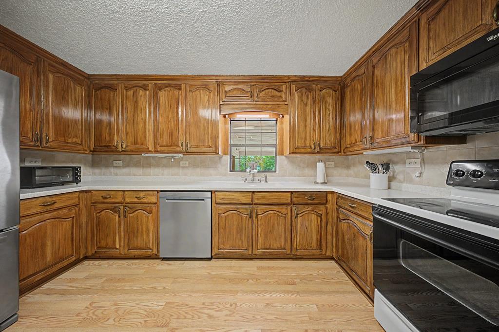 825 Mount Carmel Rd Property Photo 9