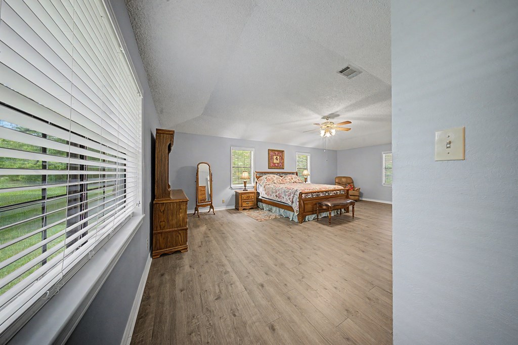825 Mount Carmel Rd Property Photo 15