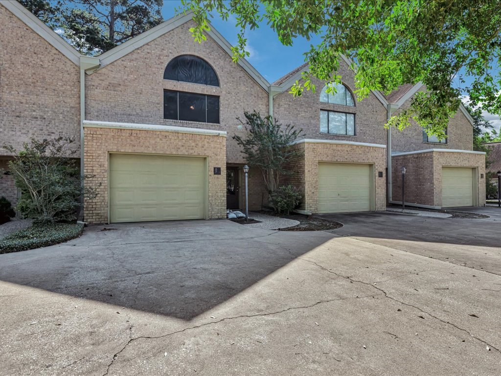 313 Winged Foot Drive Property Photo 6