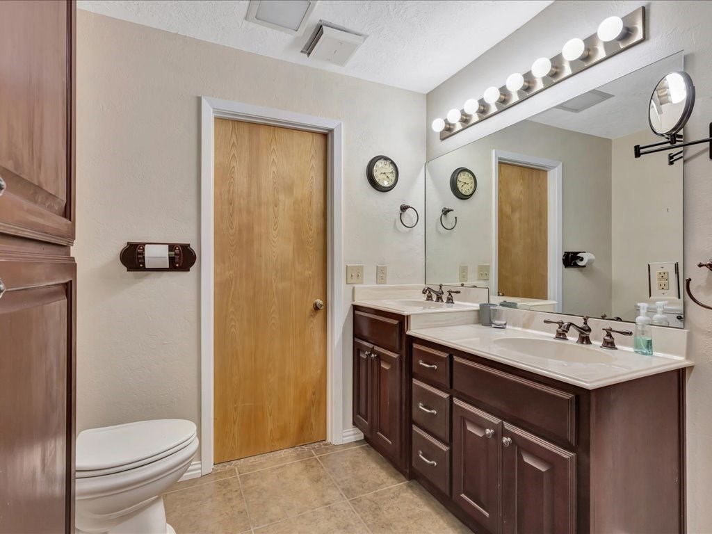 313 Winged Foot Drive Property Photo 21