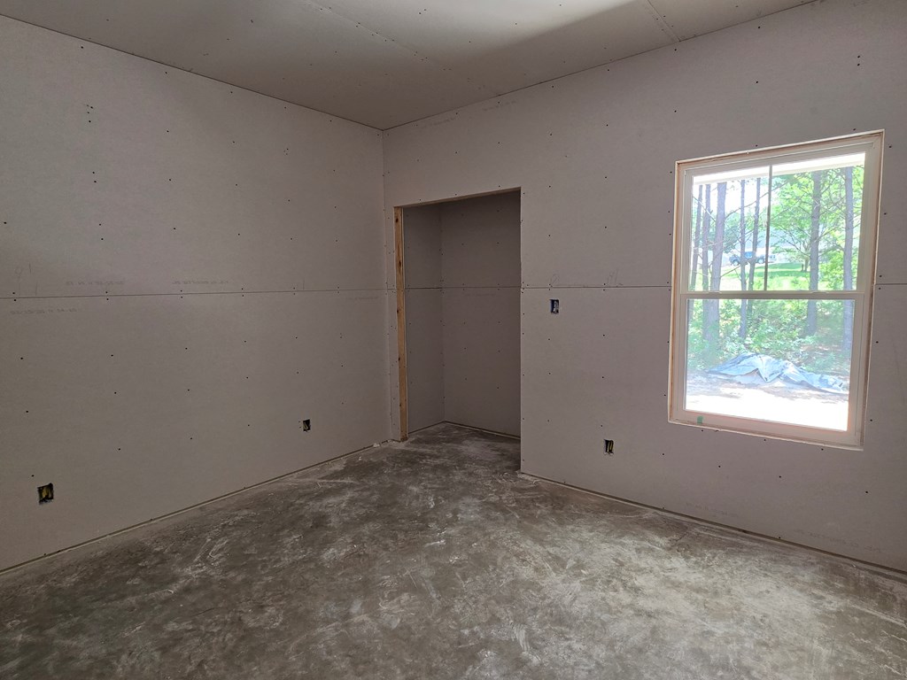 1507 Eric Drive Property Photo 2