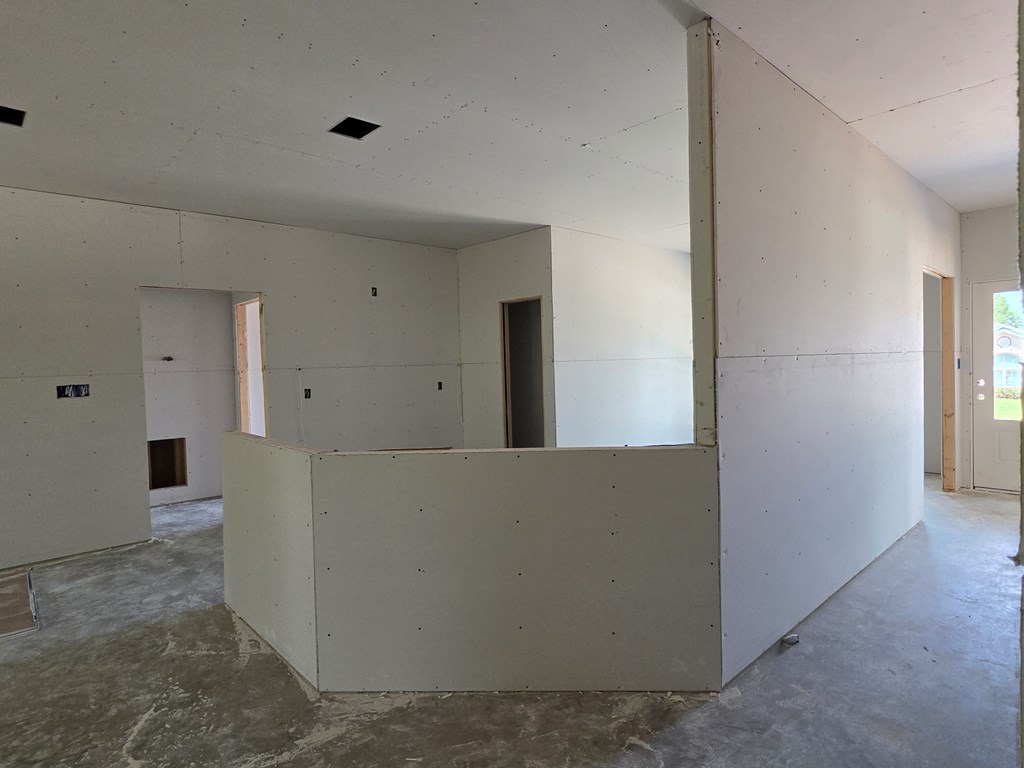 1507 Eric Drive Property Photo 3