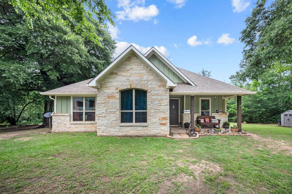 904 Starnes Circle Property Photo 1