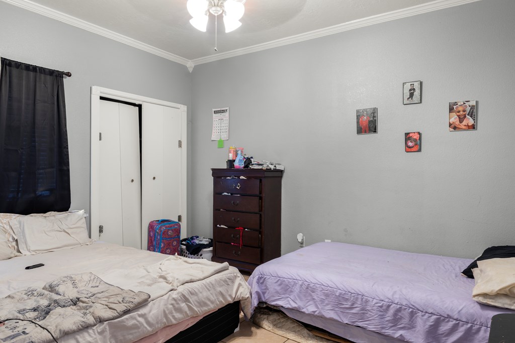 908 Pearl Property Photo 9