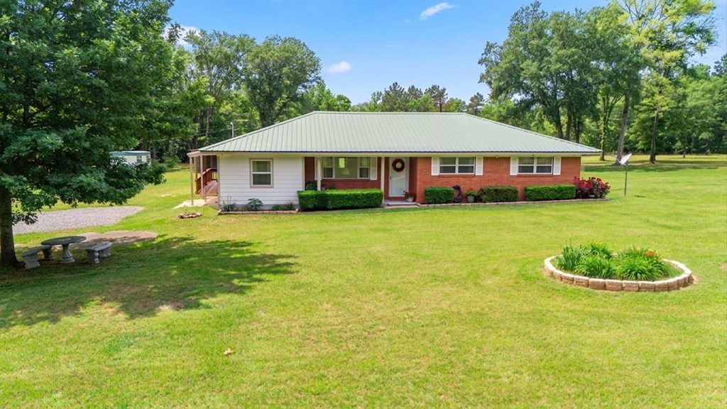 13685 Fm 343 Property Photo 14