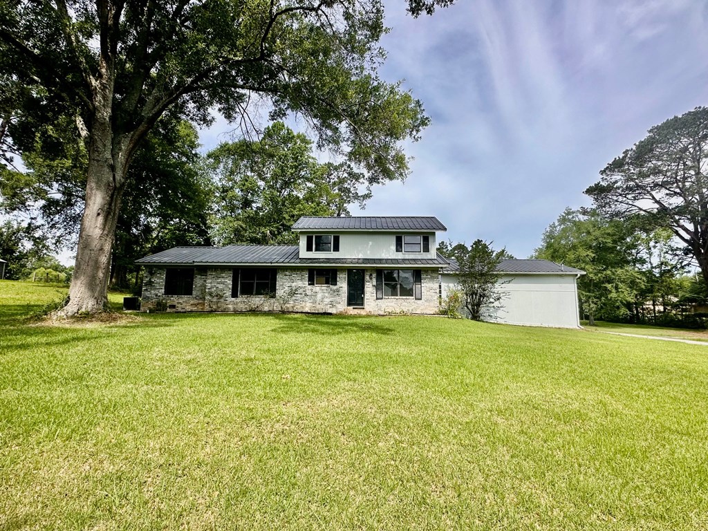 228 Ellington Property Photo 18