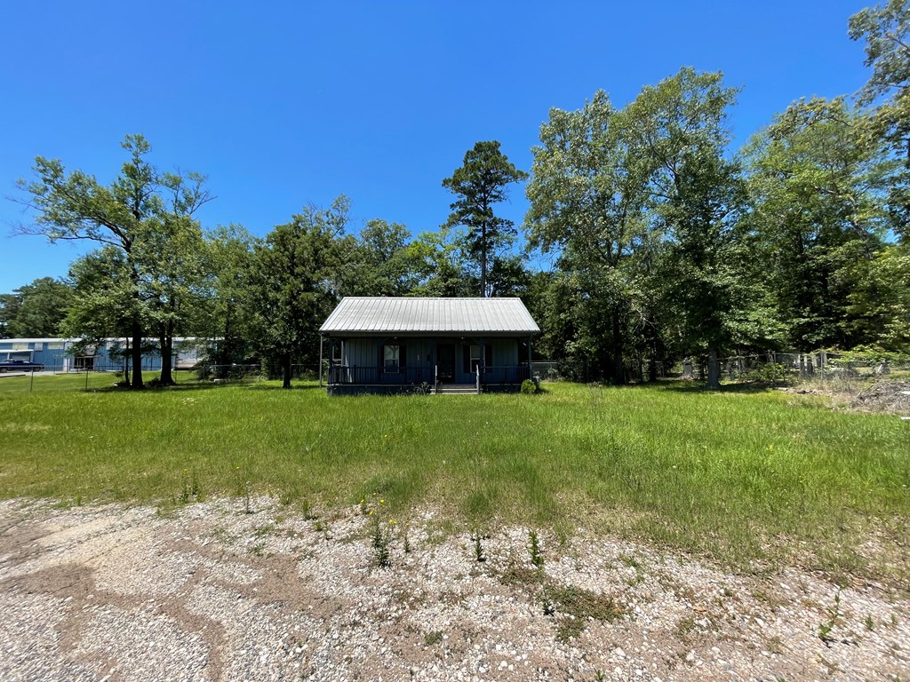81637 Fm 326 Property Photo 6