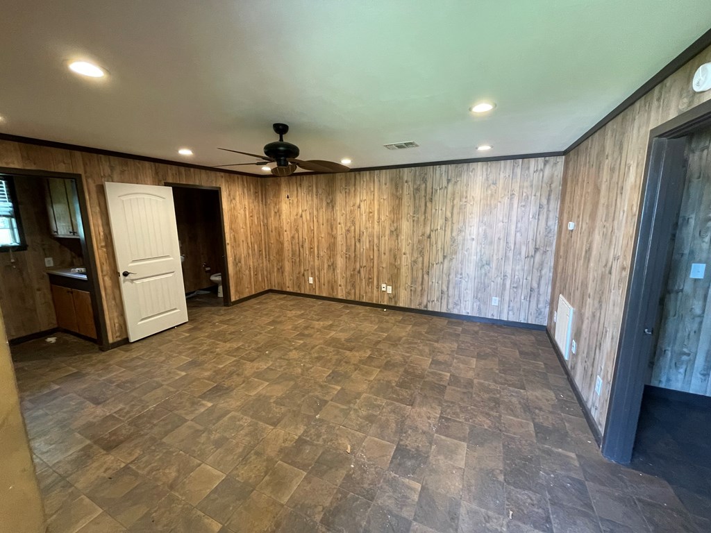 81637 Fm 326 Property Photo 7