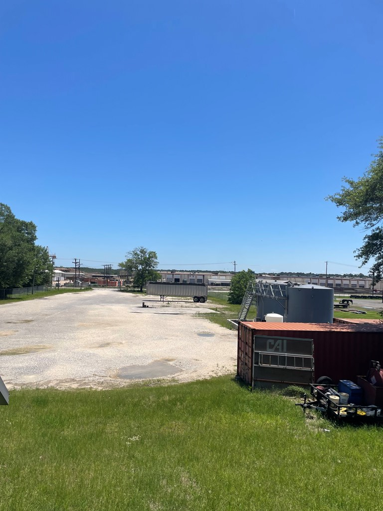81637 Fm 326 Property Photo 12