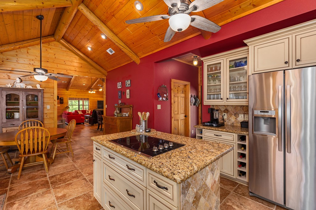 560 Pr 8525 Property Photo 12