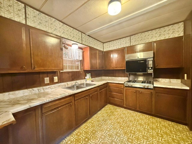 245 Forest Glen Drive Property Photo 20