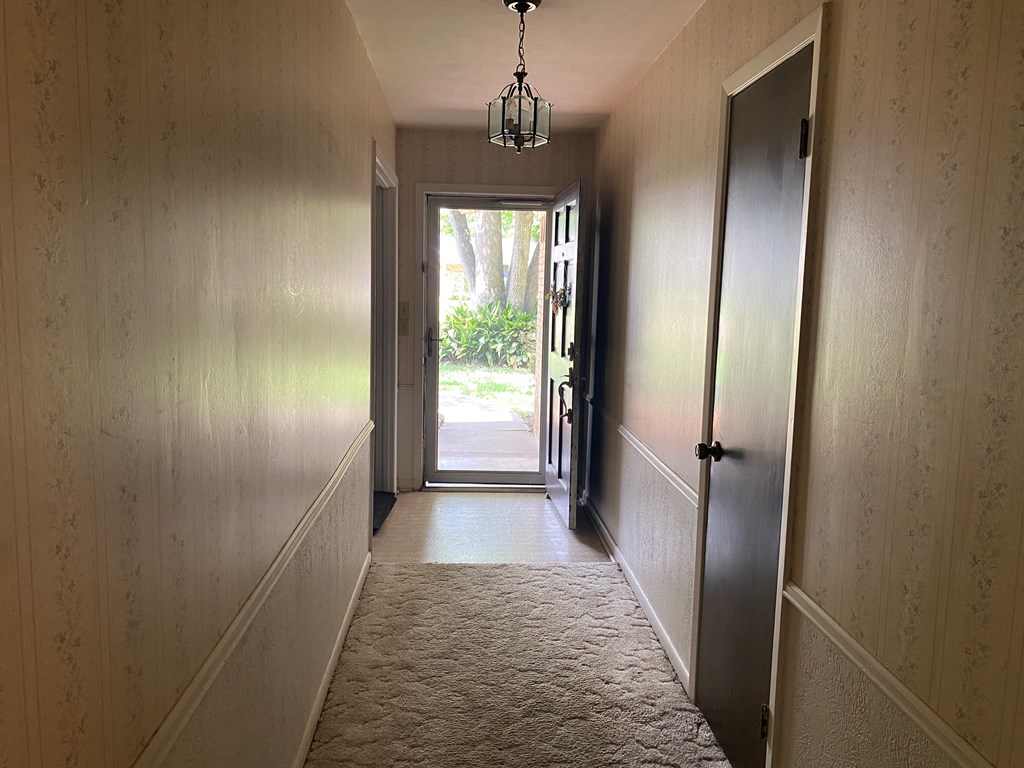 302 Cunningham Drive Property Photo 10
