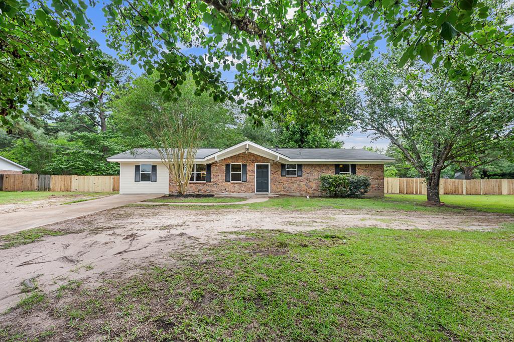 1504 Spruce Property Photo 1