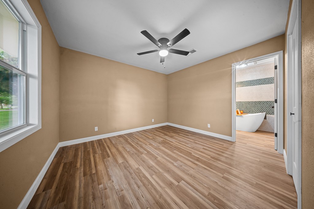 1504 Spruce Property Photo 11