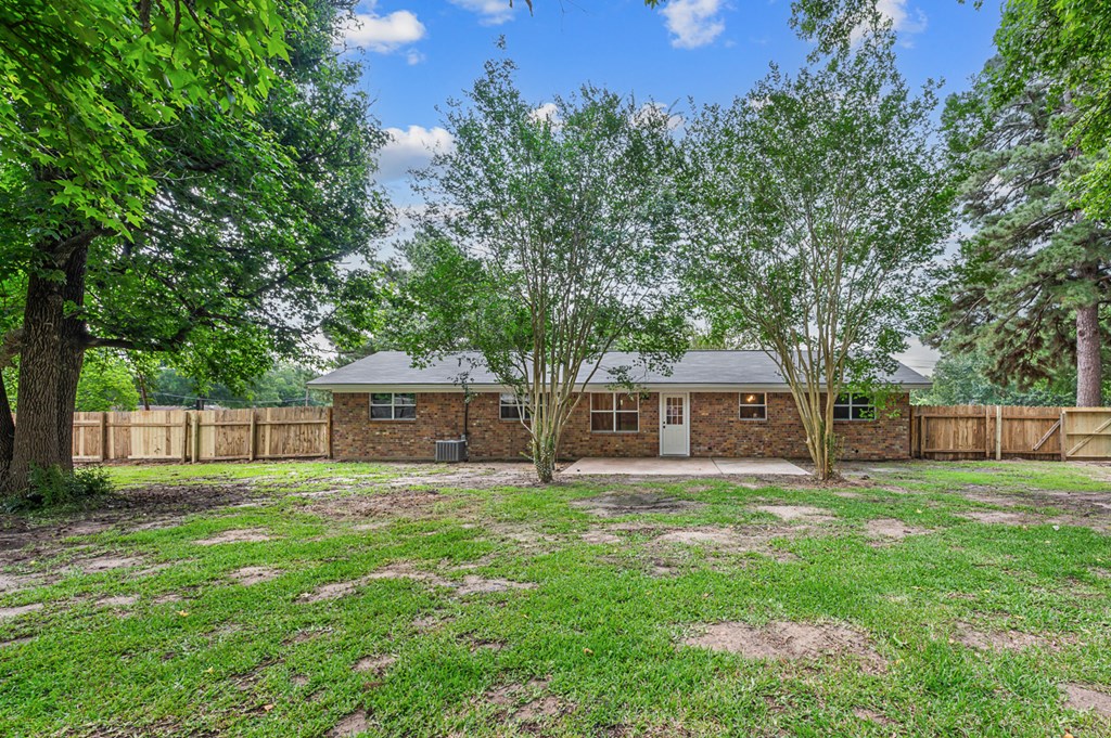 1504 Spruce Property Photo 21
