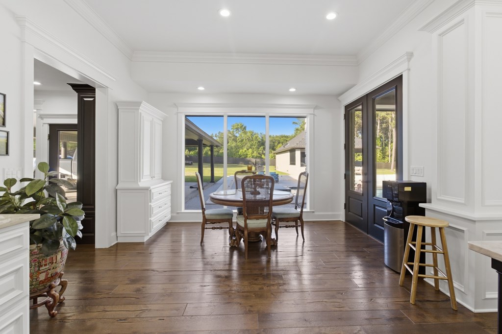 103 Holly Property Photo 20
