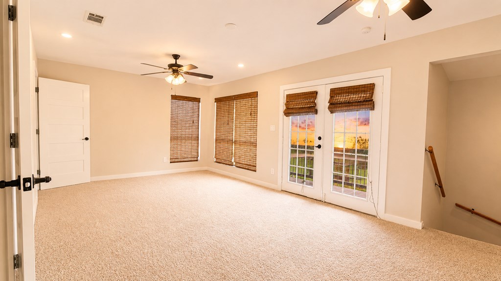 41 Harbour Row Drive Property Photo 16