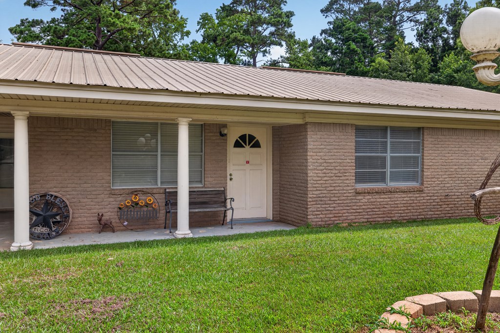 4405 Carters Ferry Rd E Property Photo 4