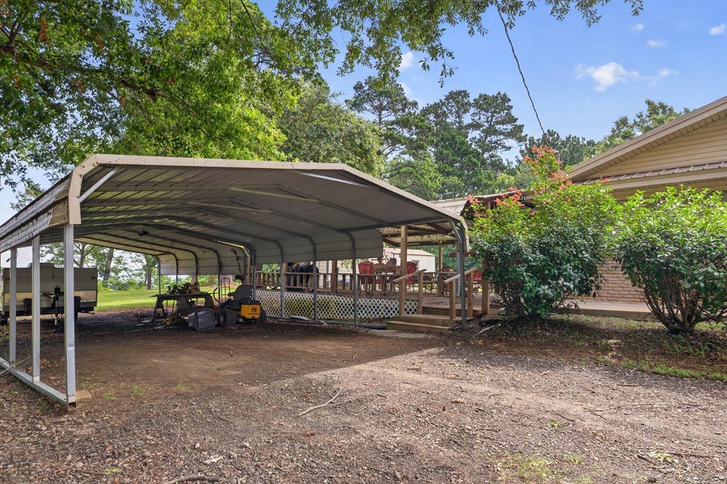 4405 Carters Ferry Rd E Property Photo 13