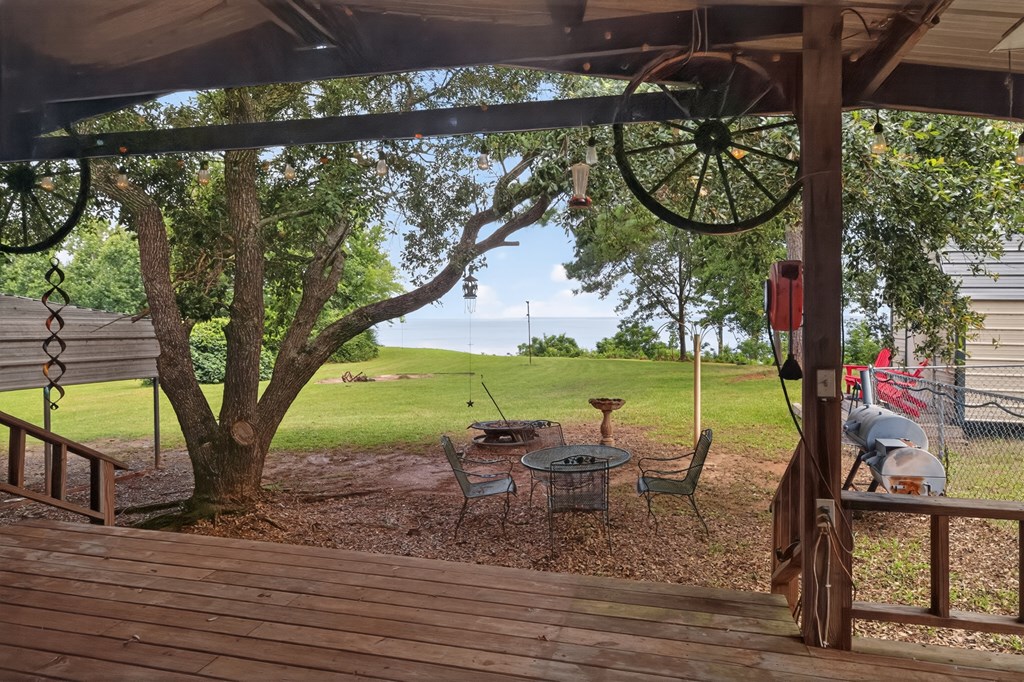 4405 Carters Ferry Rd E Property Photo 15